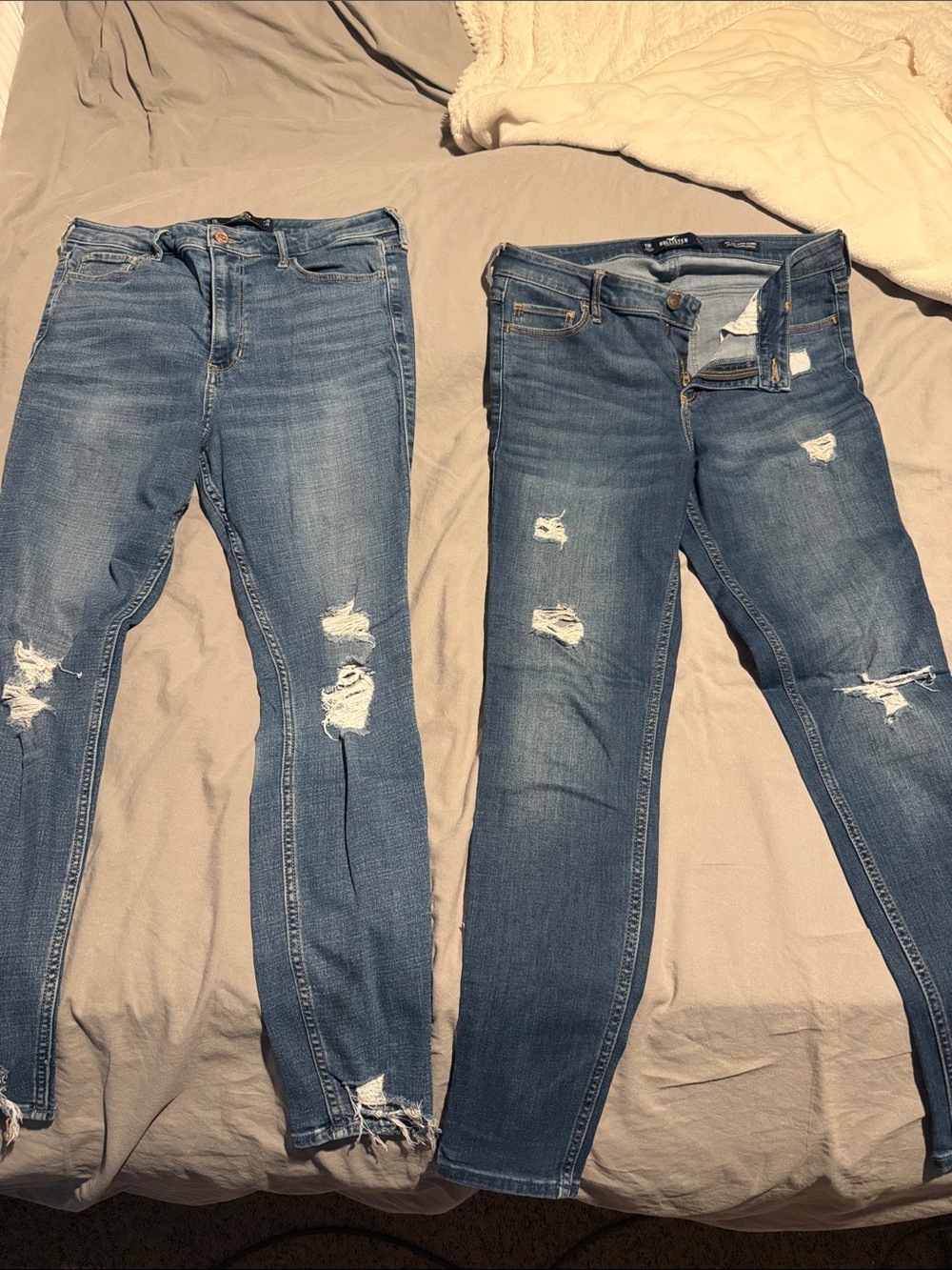Lot of Hollister Women’s Distressed Blue Skinny Jeans